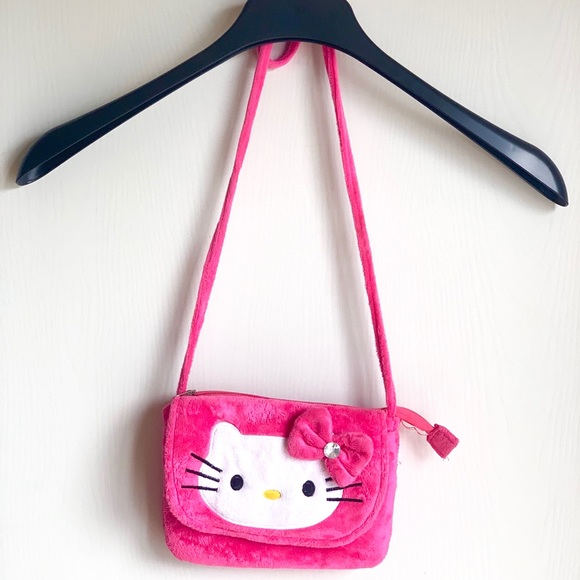 Hello Kitty Handbags - SOLD - Super cute soft Hello Kitty crossbody